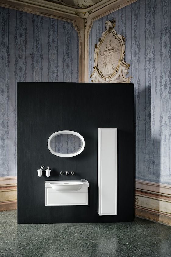 Высокий шкаф-пенал Laufen  The  New Classic   4.0606.2.085.631.1  160 см, белый глянцевый лак, дверь правая, push and pull  