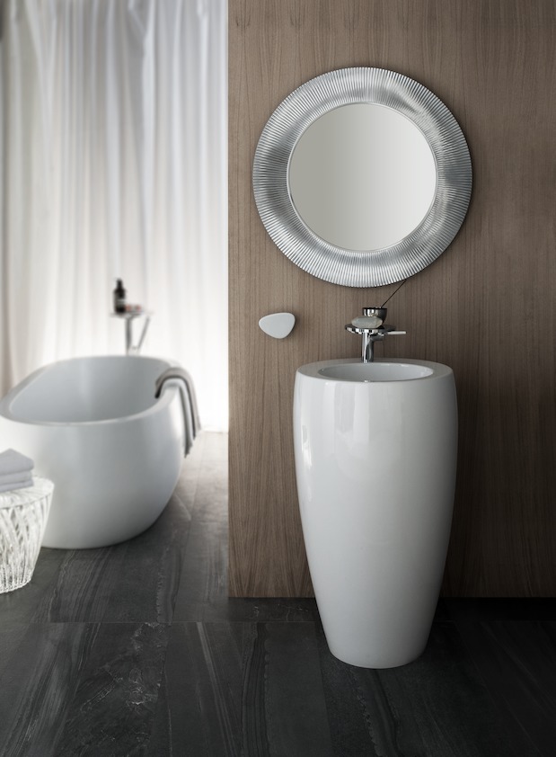 Раковина напольная свободностоящая Laufen IL Bagno Alessi One  811972  53 см с пьедесталом