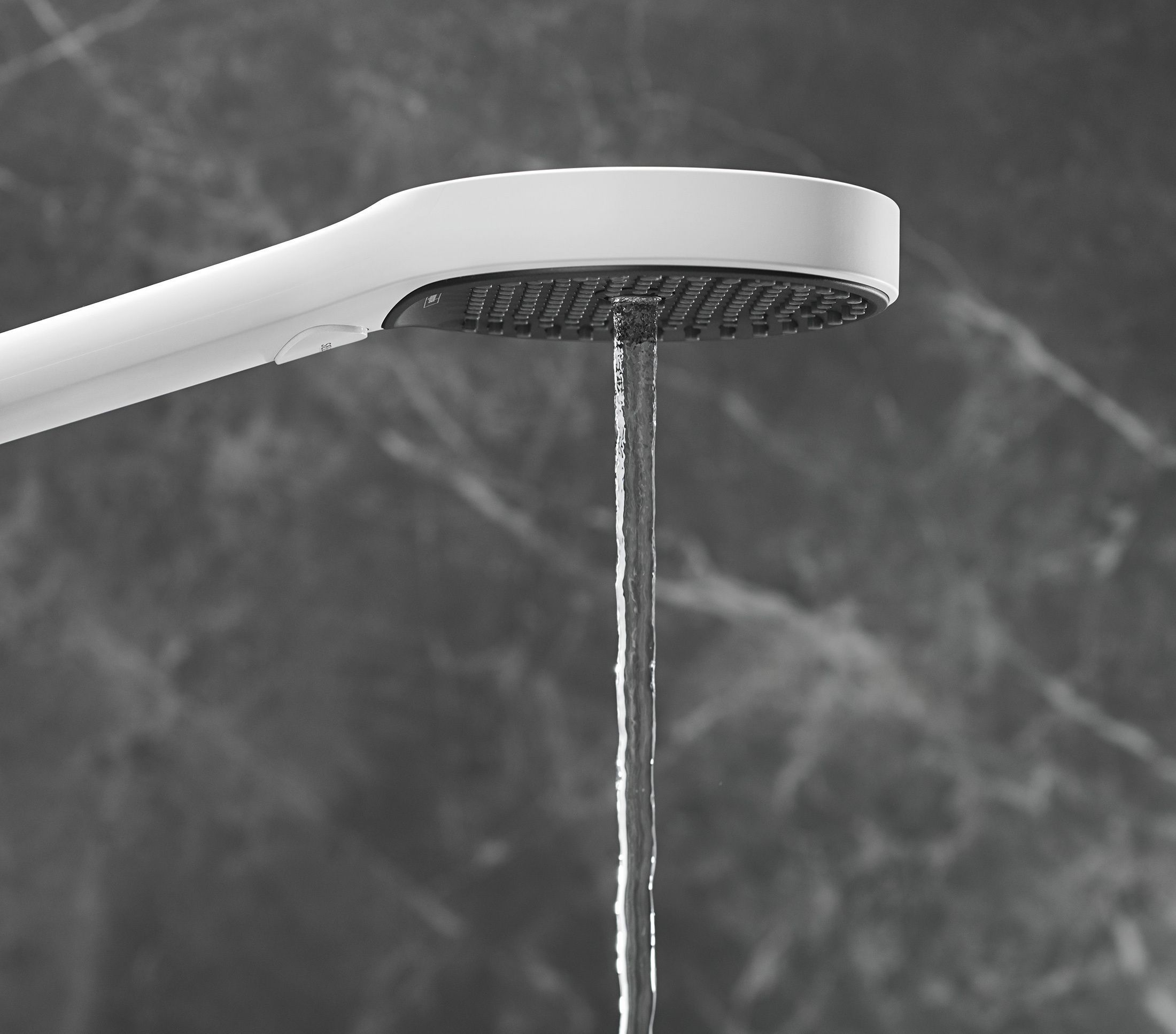 Душевая стойка Hansgrohe Showerpipe 360 26842700, скрытого монтажа, белый