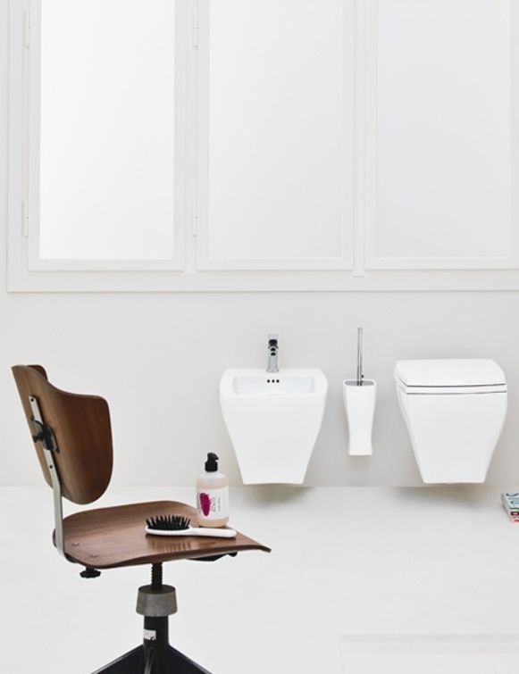 Биде повдесное ARTCERAM JAZZ JZB001 01 00 540 мм х 360 мм, с отверстием под смеситель, с переливом, c креплением, белый глянцевый (Снимается с производства)