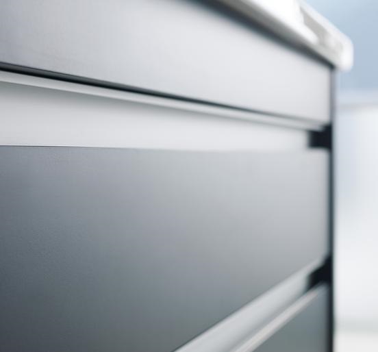 Тумба подвесная под раковину Duravit Ketho KT643002121 с двумя выдвижными ящиками, орех тёмный