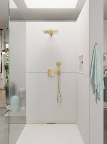 Верхний душ квадратный с настенным держателем HANSGROHE Raindance E 26238990 300, 1jet, цвет Полированное золото