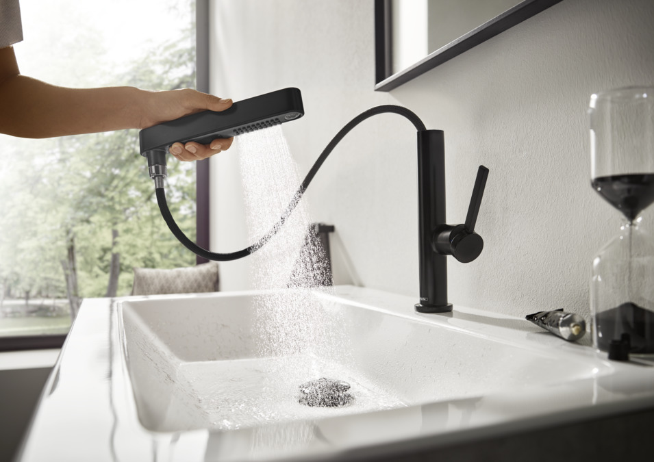Смеситель для раковины однорычажный HANSGROHE Finoris 76063700 230 мм, с вытяжным душем 2jet, со сливным клапаном Push-Open, белый матовый