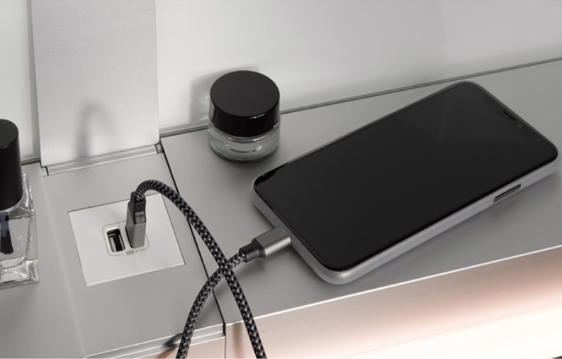 Зеркальный шкаф настенный с подстветкой KEUCO Royal Modular 2.0 800211080100200 800 мм х 700 мм х 160 мм, 2 створки, 2 розетки