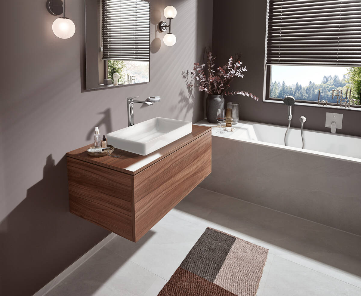 Смеситель для раковины однорычажный HANSGROHE Vivenis 75040000 250 мм, со сливным гарнитуром, хром
