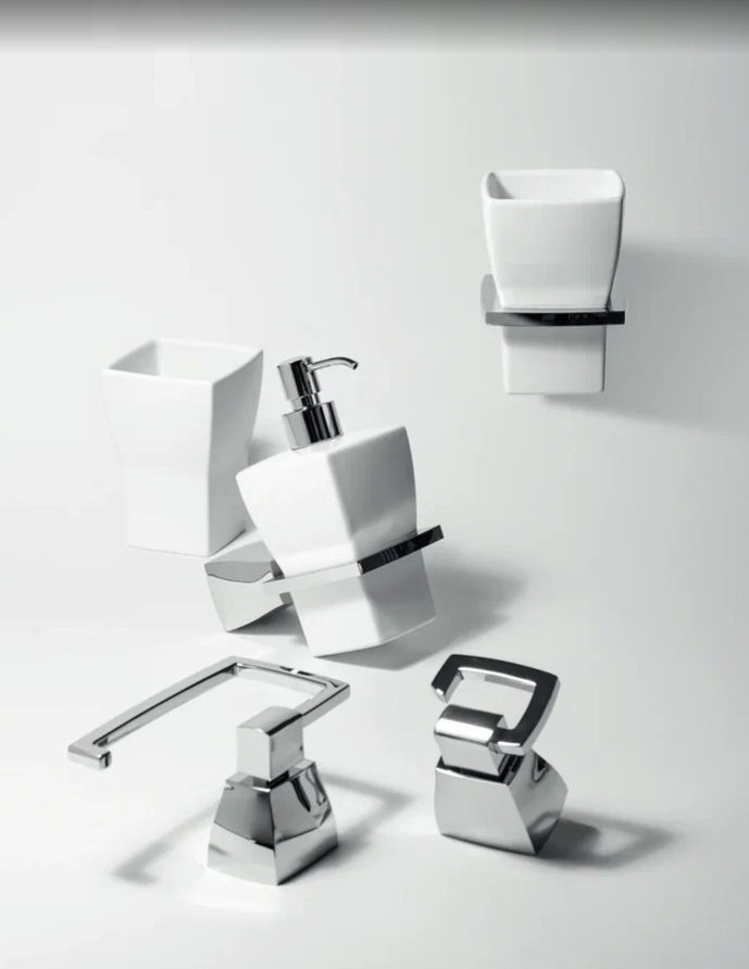 Держатель настенный для стакана, мыльницы, дозатора BERTOCCI GRACE 142 7702 5500 Розовое золото