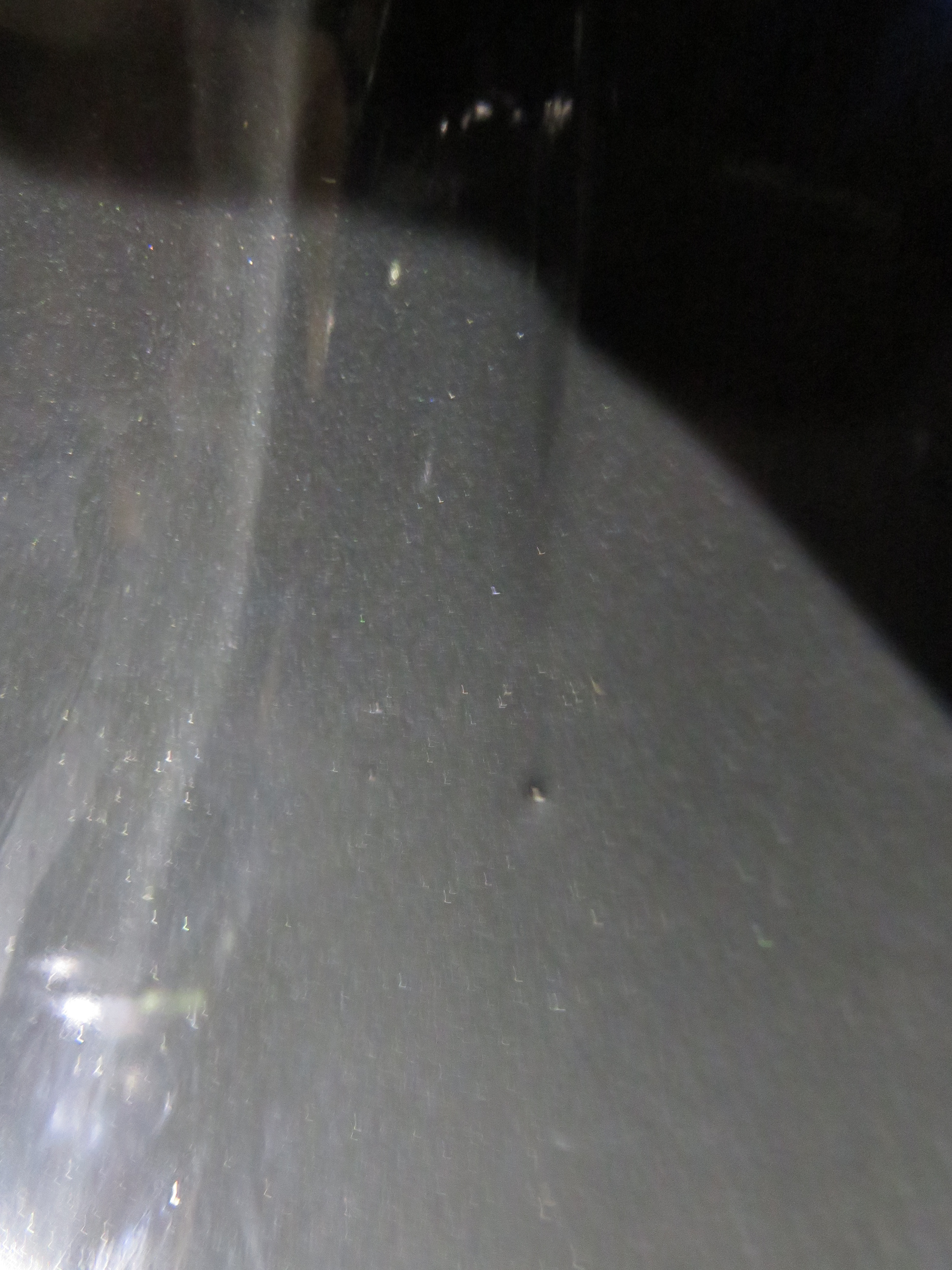 УЦЕНКА  Унитаз подвесной безободковый GSI NUBES   961526_УЦ/2   550 х 350 мм, без крепления, цвет Чёрный матовый Ardesia.  Дефект: уколы в эмали