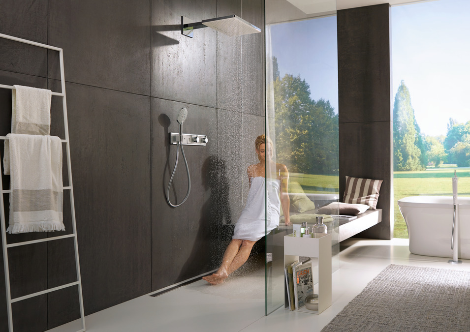Смеситель для душа с термостатом Hansgrohe RainSelect 15356600 черный, хром