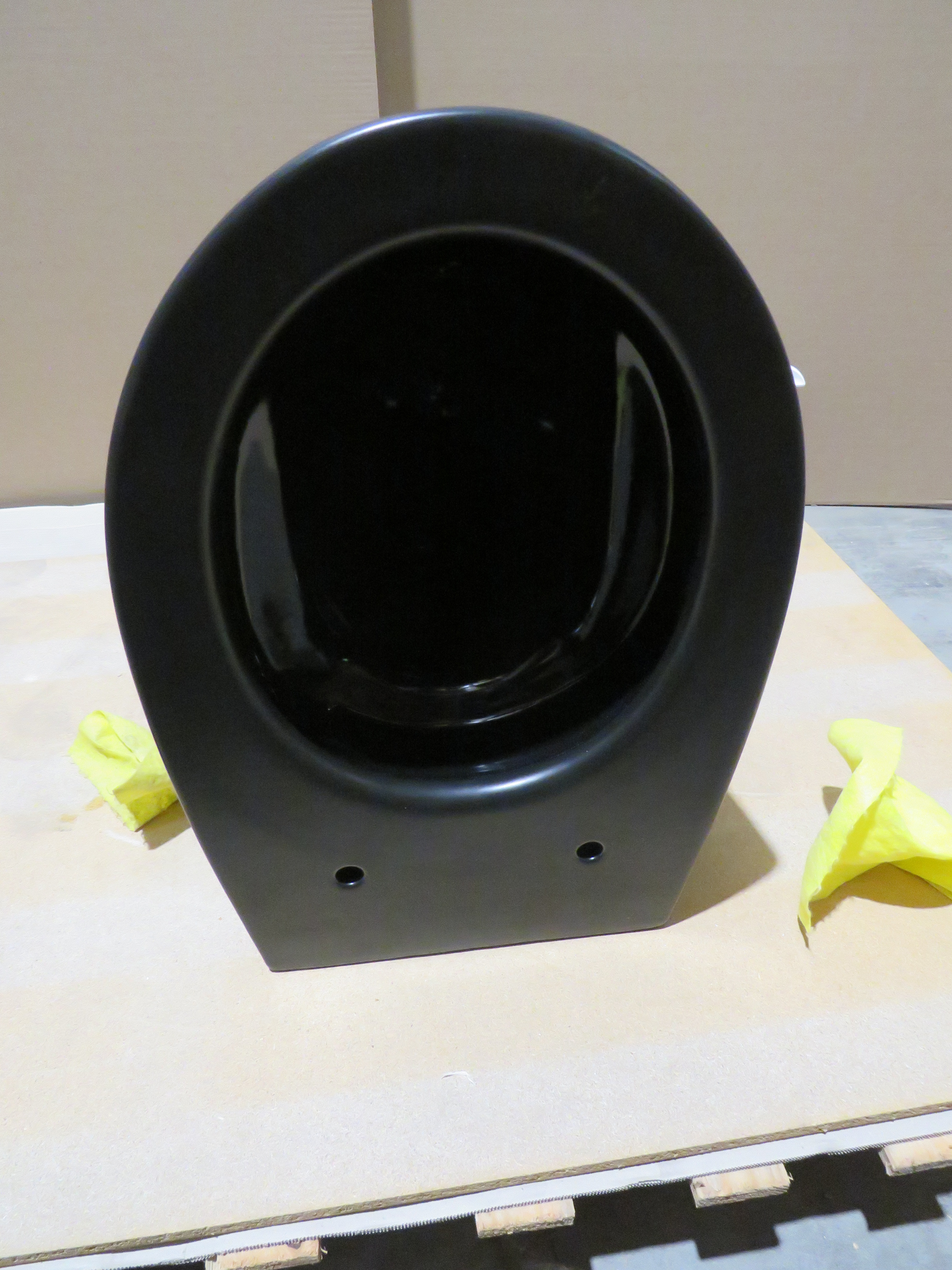 УЦЕНКА, Унитаз подвесной GSI MODO   981626_УЦ/3     Swirlflush, для крепежа FISR2, чёрный матовый Ardesia. /Дефект: потертости на ободк