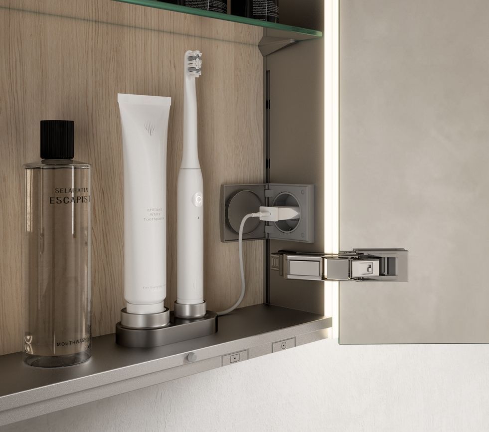 Зеркальный шкаф с подсветкой для встраиваемого монтажа KEUCO Somaris 14513 852100 115 мм х 1000 мм х 710 мм, с 2 поворотными дверцами, цвет корпуса под Светлый дуб