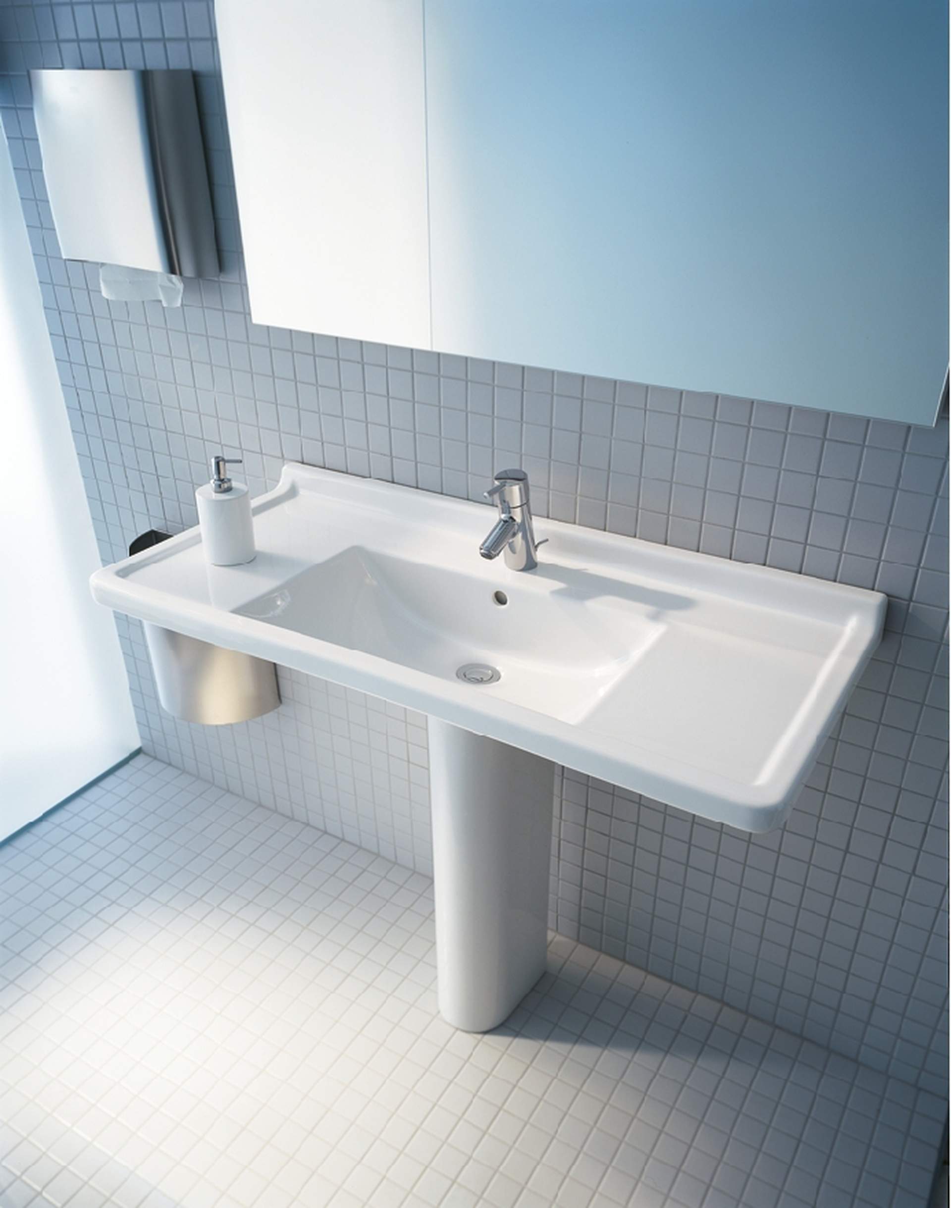 Раковина встраиваемая сверху Duravit Starck 3 03048000001 с отверстием под смеситель, с покрытием WonderGliss,  белая