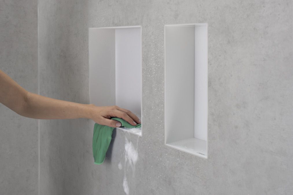 Настенный короб HANSGROHE XtraStoris Original 56057800 с интегрированной рамой 300 мм х 150 мм х 100 мм, полированная сталь