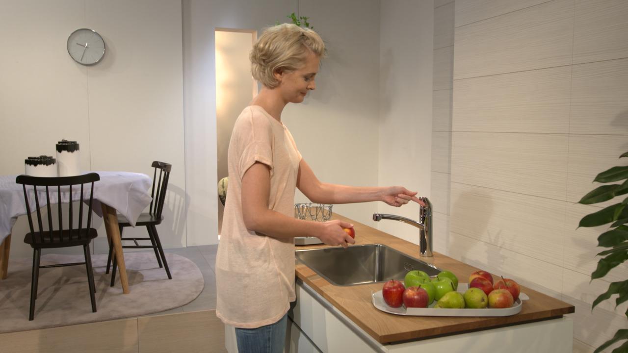 Смеситель Hansgrohe Logis 71832000 для кухонной мойки