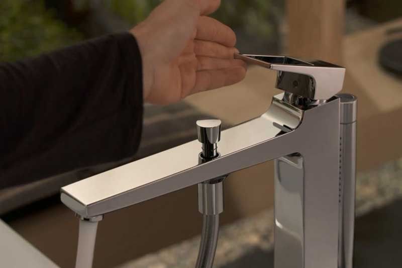 Смеситель для ванны напольный Hansgrohe Metropol 74532000 Хром