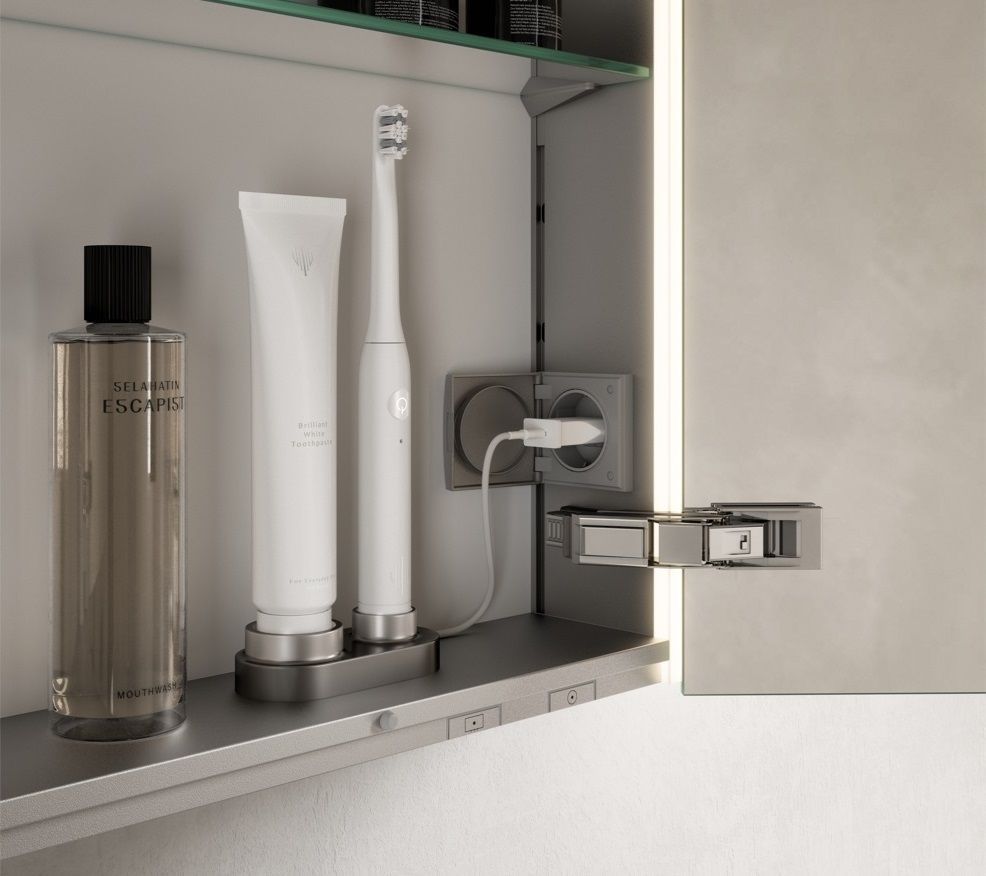 Зеркальный шкаф с подсветкой и подогревом для настенного монтажа KEUCO Somaris 14503 512201 127 мм х 1000 мм х 710 мм, с 2 поворотными ассиметричными дверцами, цвет корпуса Белый матовый