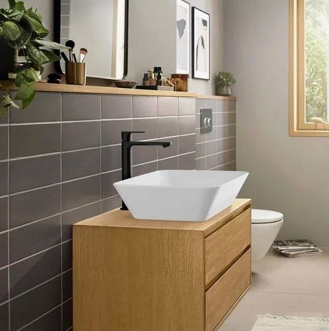 Однорычажный смеситель для накладной раковины HANSGROHE REBRIS E 72581670 240 мм, с CoolStart, с донным клапаном, чёрный матовый