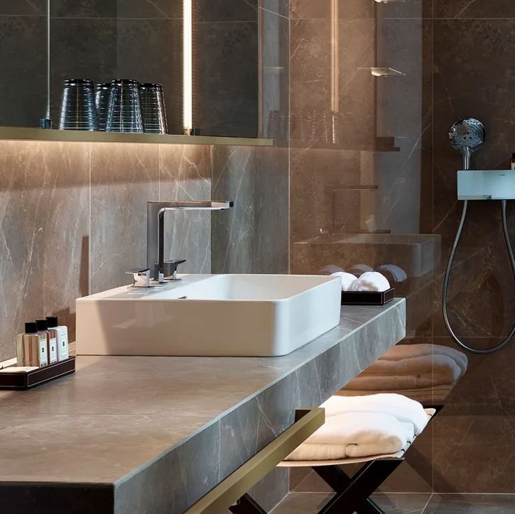 Смеситель для раковины Hansgrohe Metropol New 32515670 на 3 отверстия, со сливным донным клапаном Push-Open, чёрный матовый