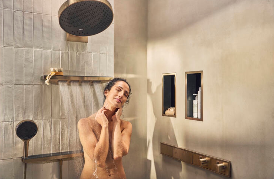 Ручной душ HANSGROHE Rainfinity 26864140 130 3 jet, цвет Шлифованная бронза