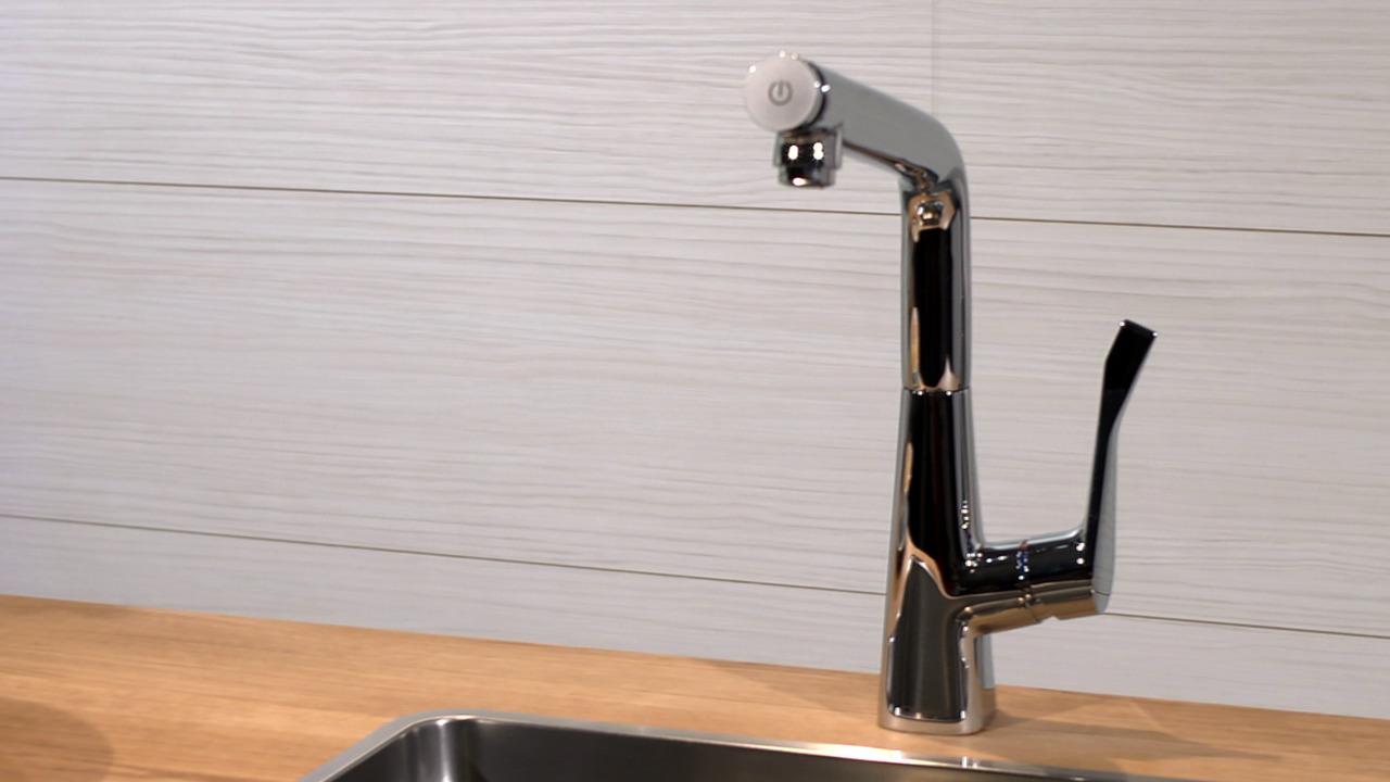Смеситель Hansgrohe Metris Select 14884000 для кухонной мойки с вытяжным душем