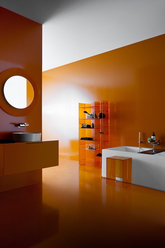 Зеркало с подсветкой   Laufen  Kartell  3.8633.3.082.000.1  круглое, 78 см, рама пластик оранжевый