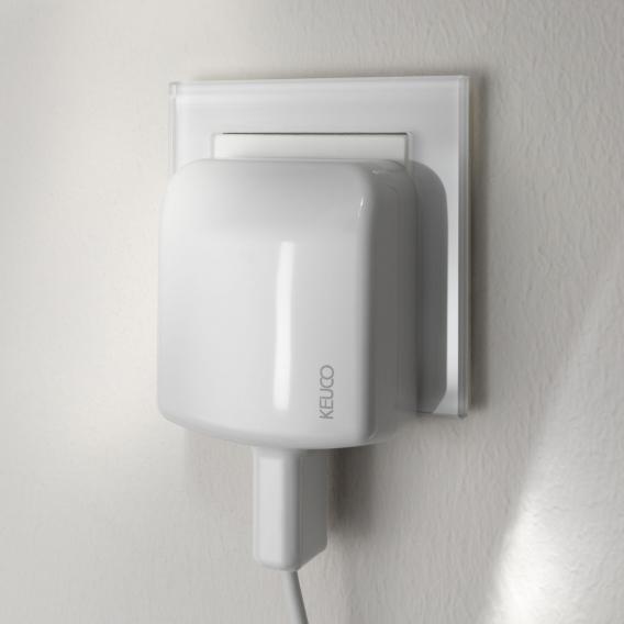 Косметическое зеркало Keuco iLook Move 17613 019001  с подсветкой, хром