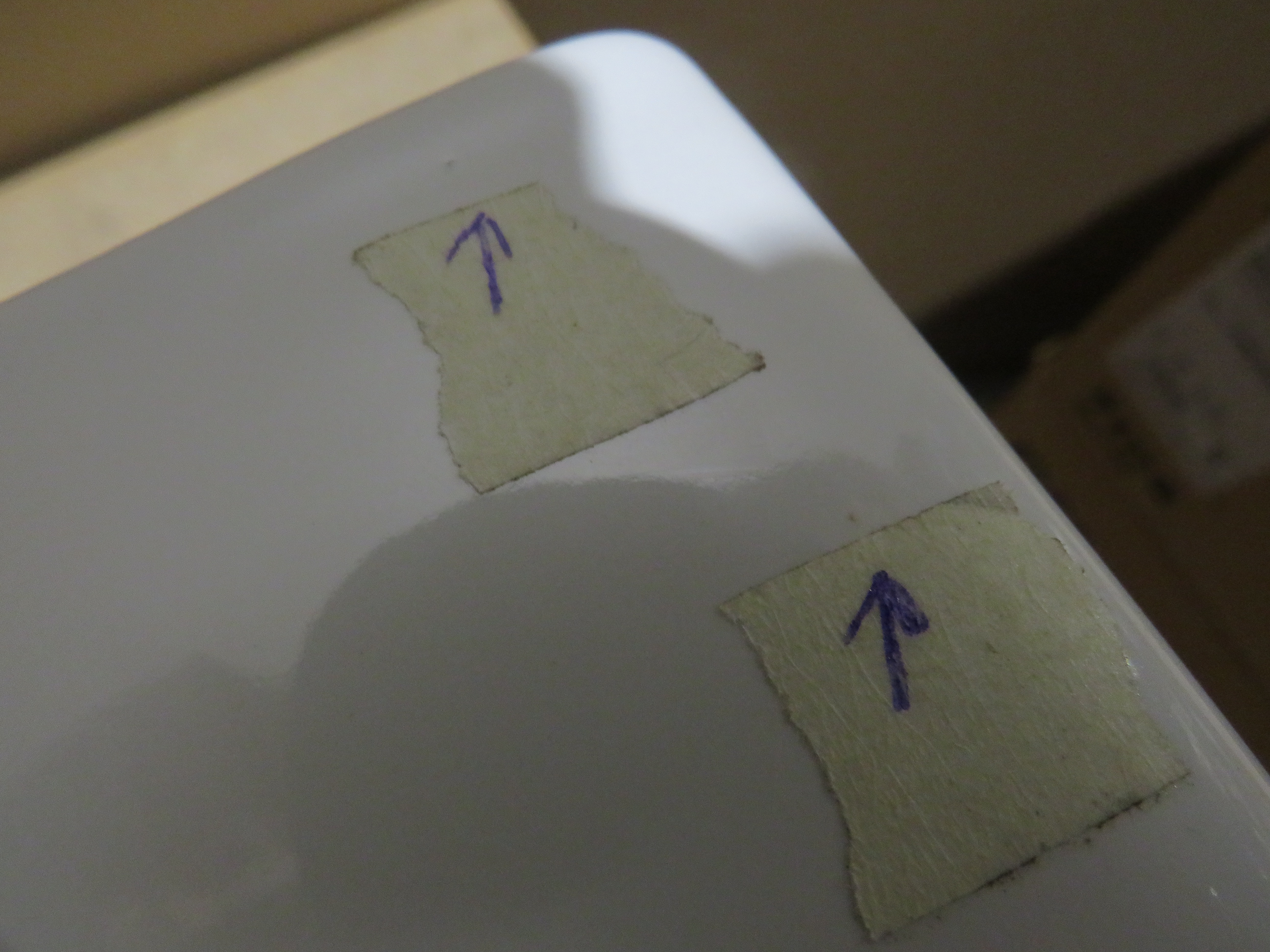 УЦЕНКА. Биде подвесное GSI PURA   8864111_УЦ/5     500 мм х 360 мм, с отверстием под смеситель, с переливом, без крепежа FISR2, белый глянцевый /Дефект: черные точки в эмали.