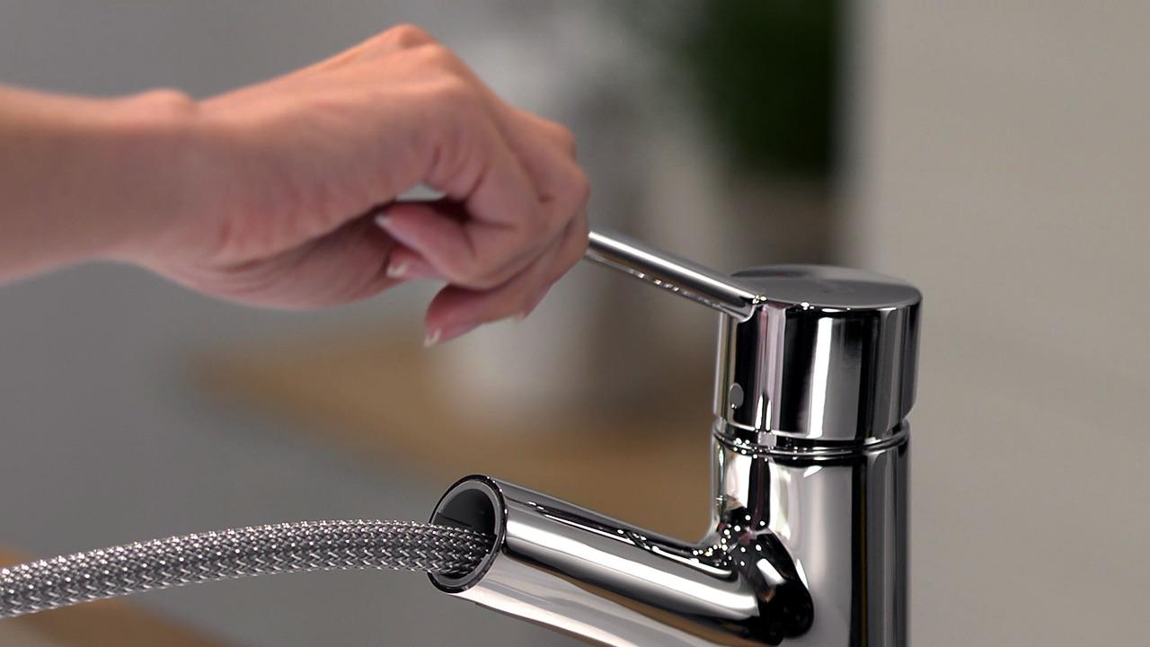 Смеситель Hansgrohe Talis S 32841000 для кухонной мойки с вытяжным душем (изделие снято с производства)