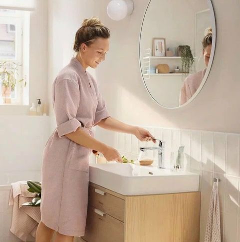 Смеситель однорычажный для раковины HANSGROHE REBRIS S 72588000 110 мм, с CoolStart, c донным клапаном, хром