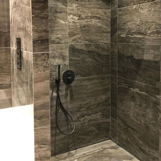 Душевой гарнитур CISAL Shower DS01881340 c ручной лейкой, шлангом 1500 мм и выводом с держателем, цвет Чёрный матовый
