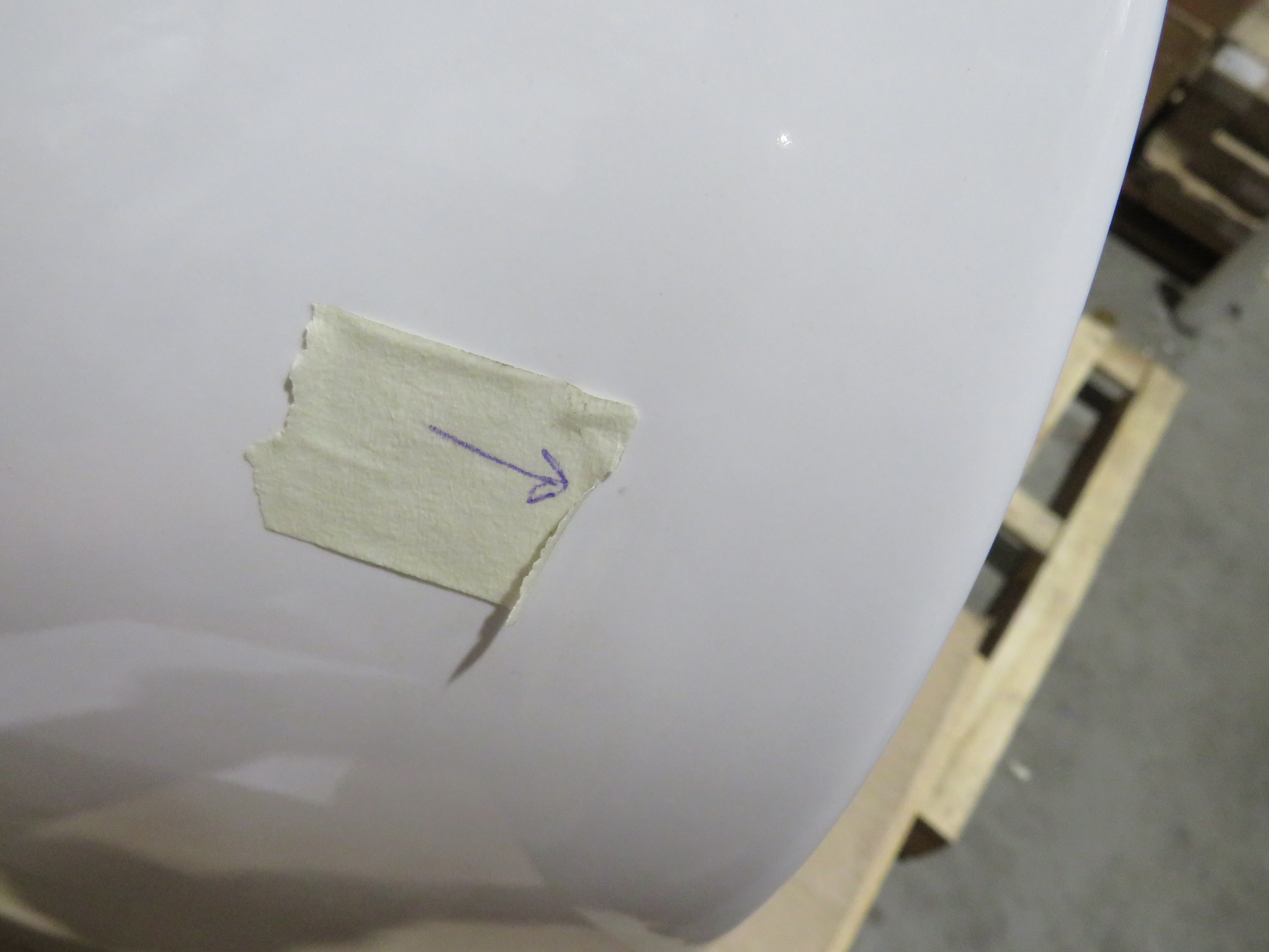 УЦЕНКА. Биде подвесное GSI PURA   8864111_УЦ/7     500 мм х 360 мм, с отверстием под смеситель, с переливом, без крепежа FISR2, белый глянцевый /Дефект: черные точки в эмали.