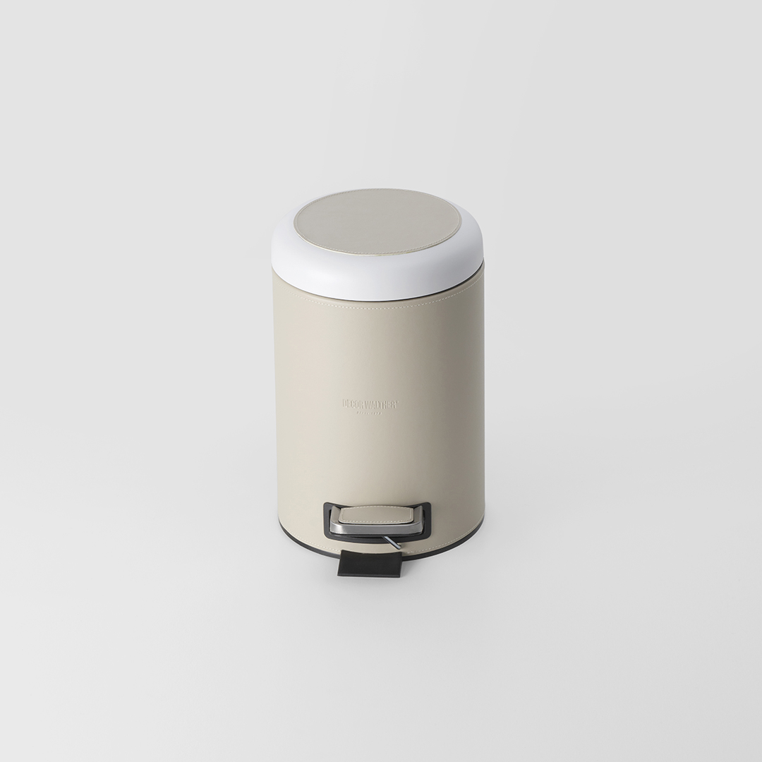 Ведро для мусора с крышкой и педалью, DECOR WALTHER  Brownie TE  0939560    26 x 17 x 24 см, отделка искусственная кожа, цвет: черный матовый