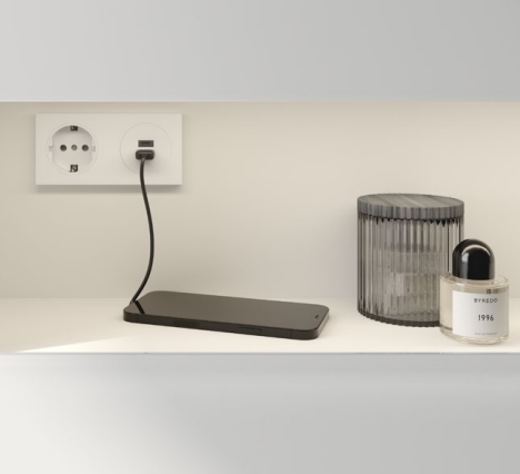 Тумба под раковину с освещением KEUCO STAGELINE 32852 300100 490 мм х 650 мм х 625 мм, с 1 выдвижным ящиком, с сифоном, инокс белый/белый