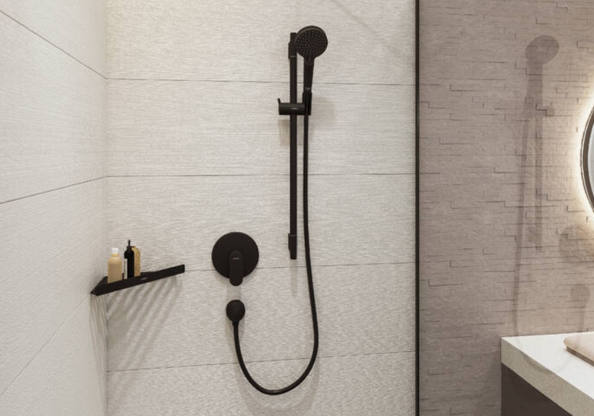 Душевой гарнитур HANSGROHE Vernis Blend 26422670 с ручным душем, цвет Чёрный матовый