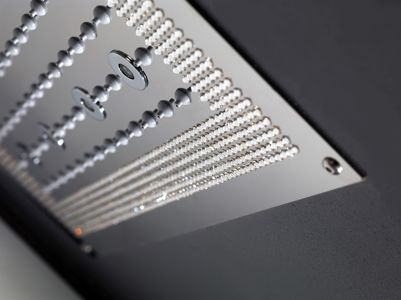 Верхний душ Bossini Dream Cube H37456 Хром с RGB хромотерапией