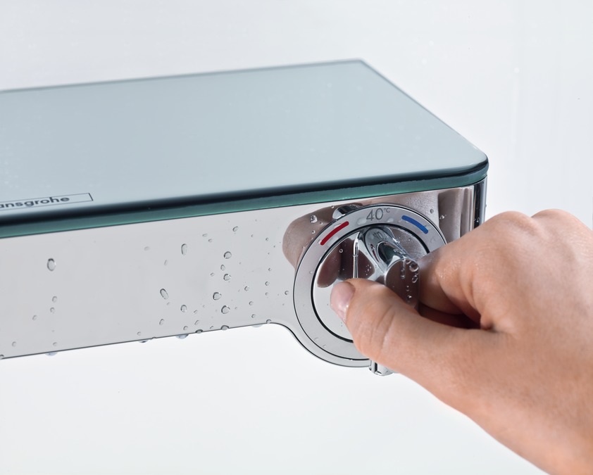 Смеситель для душа с термостатом Hansgrohe ShowerTablet Select 300 13171400 белый, хром