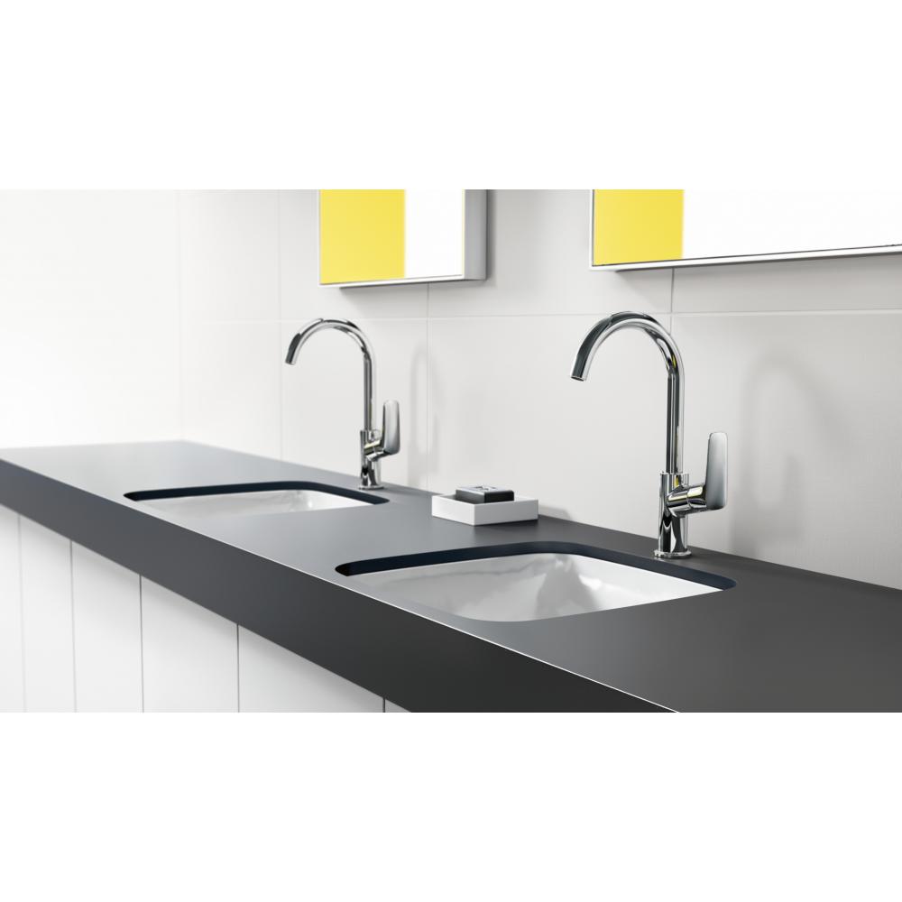 Смеситель для раковины с поворотным изливом и сливным гарнитуром Hansgrohe Logis 71130000 хром