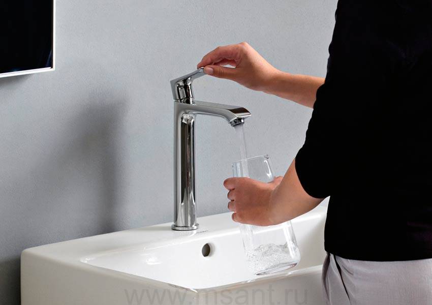 Смеситель для раковины высокий Hansgrohe Metris 31183000 Хром