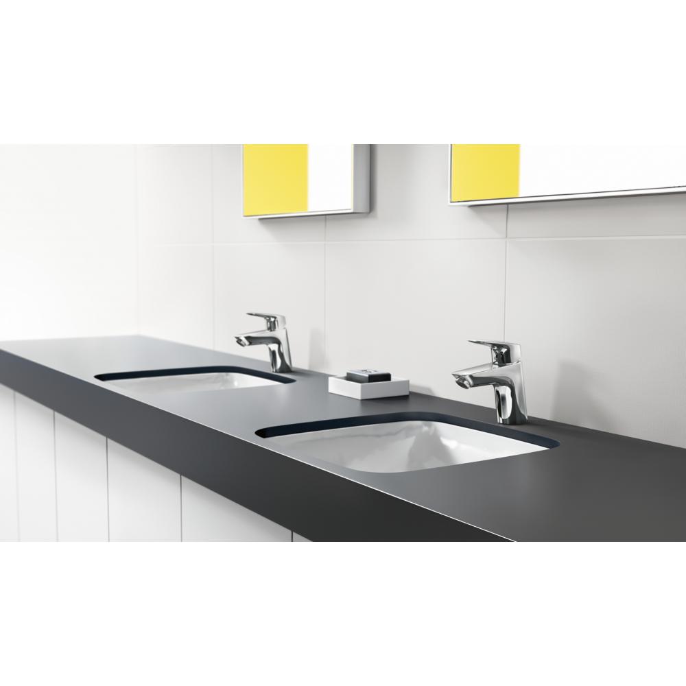 Смеситель для раковины со сливным гарнитуром Hansgrohe Logis 71070000 хром