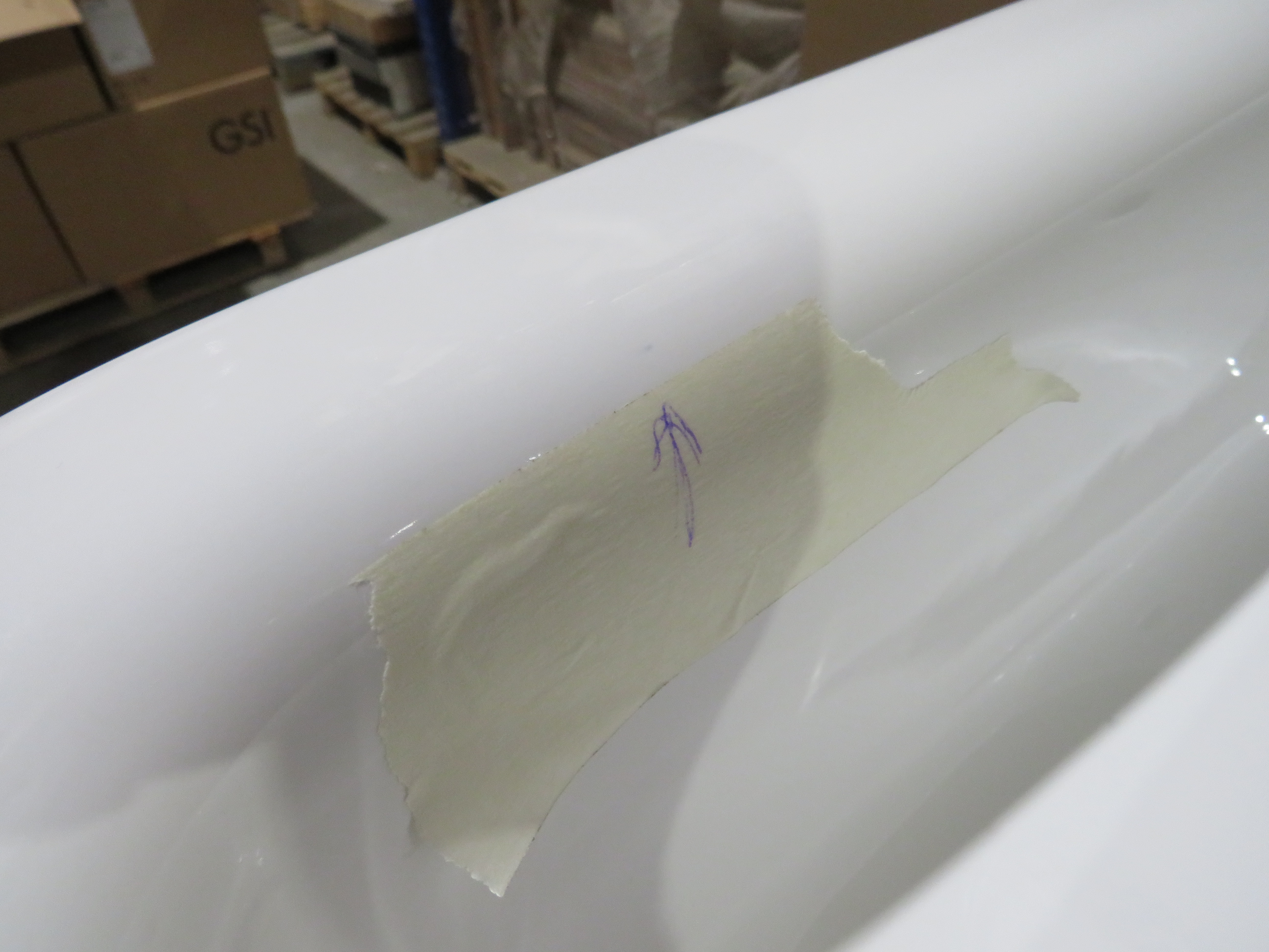 УЦЕНКА. Биде подвесное GSI NUBES   9665111_УЦ/2    550 мм х 350 мм, с отверстием под смеситель, без крепежа, цвет Белый глянцевый / Дефект:  точки и мелкая потертость