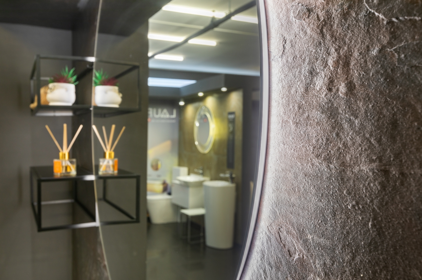 Зеркало круглое с LED-подсветкой BMT BLUES 4.0 801425090010/801999000140/801999000070  900х900х30 мм