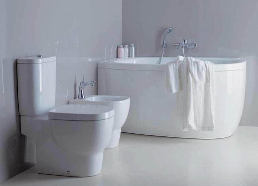 РАСПРОДАЖА Унитаз напольный  Laufen  Mimo  8.2355.6.000.000.1  белый,  горизонтальный выпуск, для бачка  8.2755.2/3