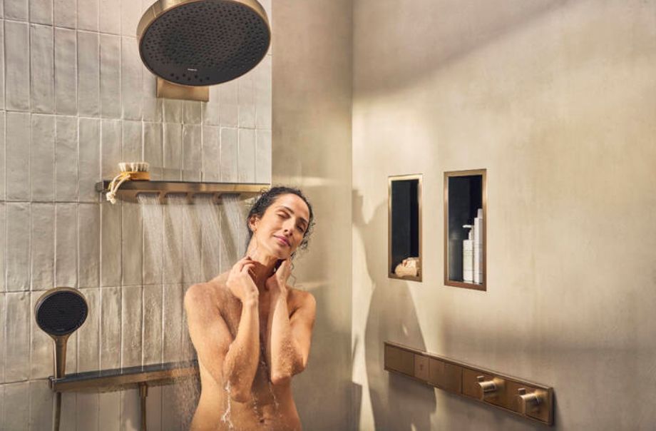 Верхний душ круглый настенный HANSGROHE Rainfinity 26234140 360, 1jet, цвет Шлифованная бронза