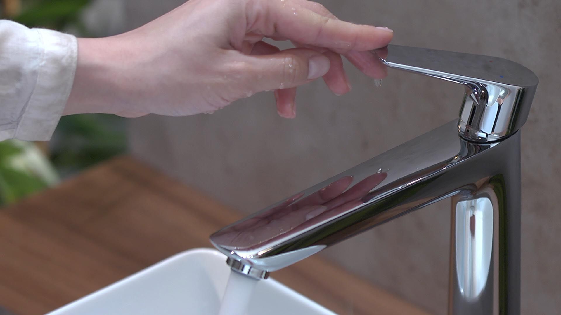 Смеситель для раковины высокий Hansgrohe Talis E 71717000 Хром