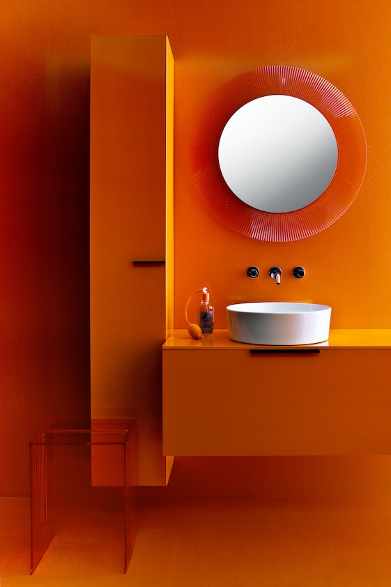 Зеркало круглое   Laufen  Kartell  3.8633.1.082.000.1  78 см, рама пластик оранжевый