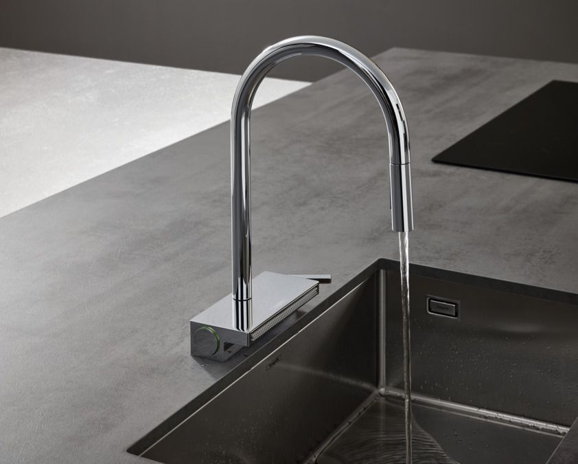 Кухонный смеситель с вытяжным душем Hansgrohe Aquno Select M81 73837000 хром