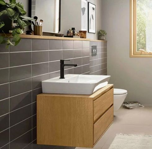 Смеситель однорычажный для раковины HANSGROHE REBRIS E 72557670 110 мм, с донным клапаном, со сливом/переливом, чёрный матовый