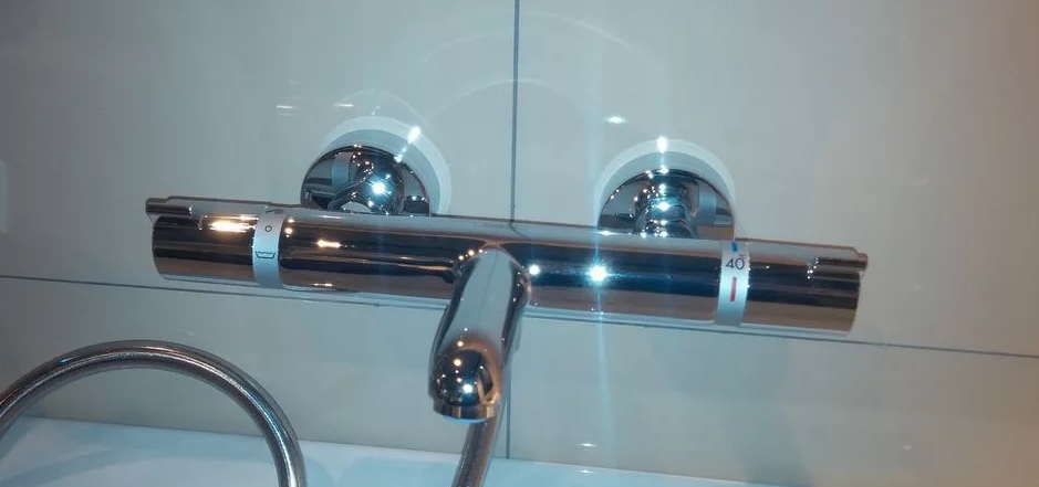 Термостат для ванны Hansgrohe Ecostat Comfort 13114140 цвет Шлифованная бронза