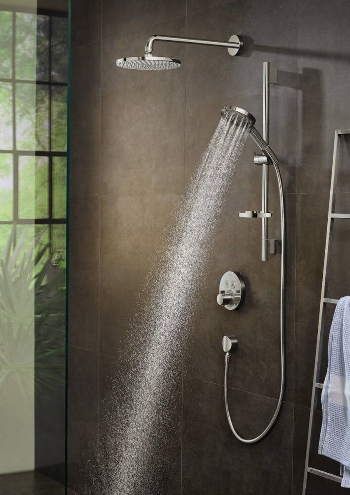Верхний душ Hansgrohe Raindance S 240 1jet PowderRain 27607000 с настенным держателем, хром