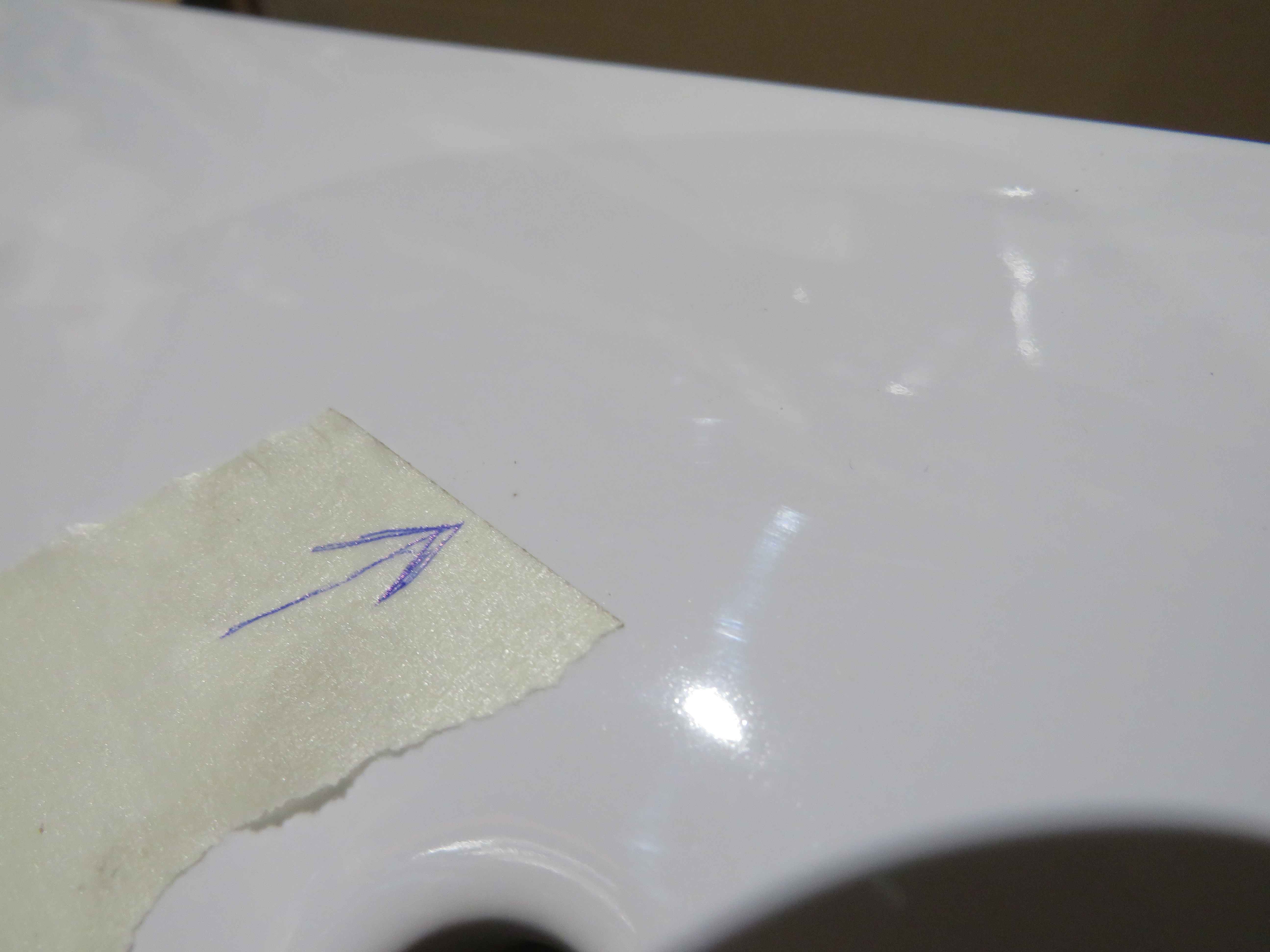 УЦЕНКА. Унитаз подвесной безободковый GSI MODO  981611_УЦ/15   520 мм х 370 мм, белый глянцевый / Дефект:  Уколы в эмали.