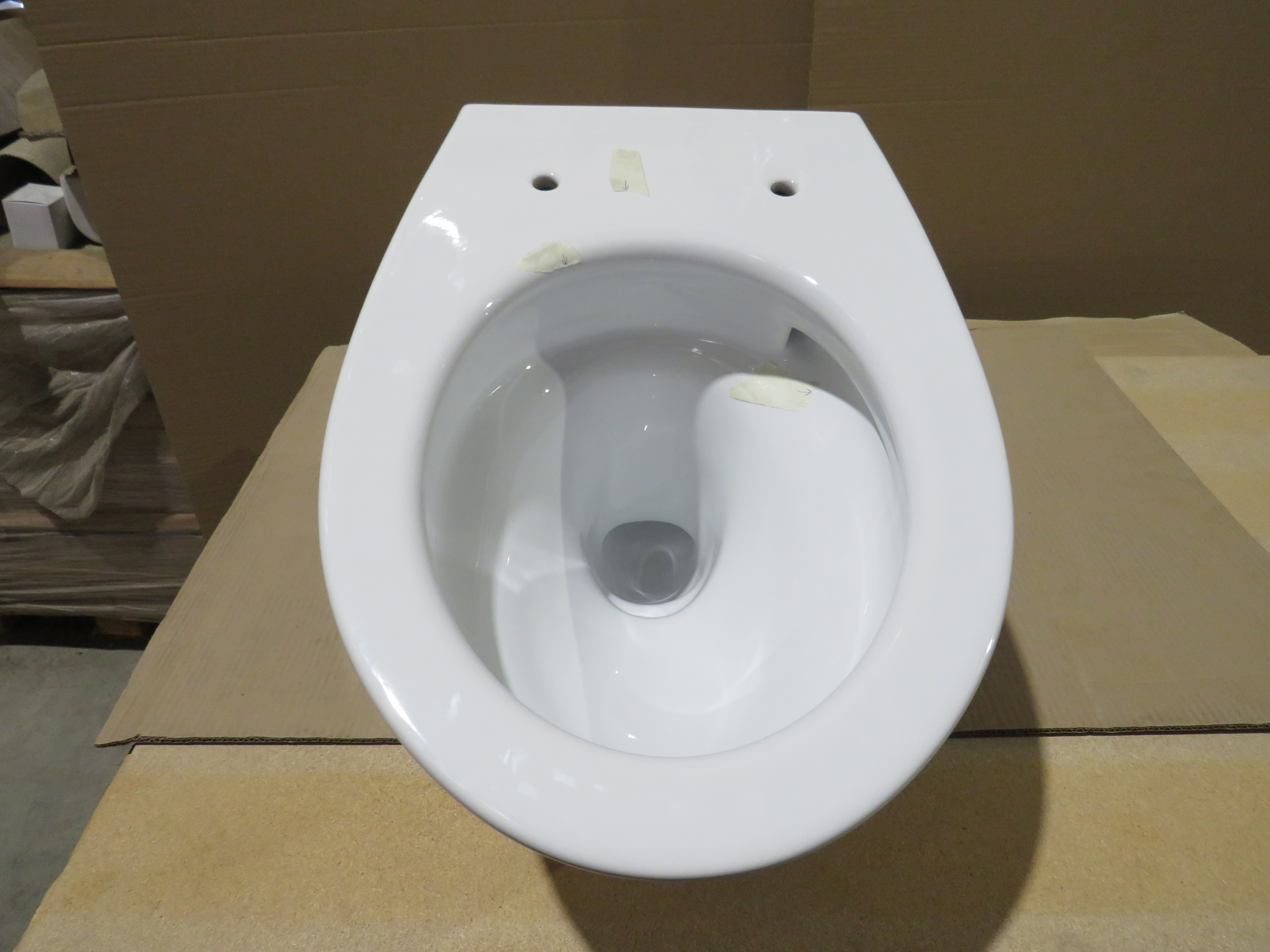 УЦЕНКА. Унитаз подвесной безободковый GSI MODO  981611_УЦ/13   520 мм х 370 мм, белый глянцевый / Дефект: точки и неровность эмали